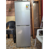 Refrigerador Con Congelador Midea, 180 Lt. 