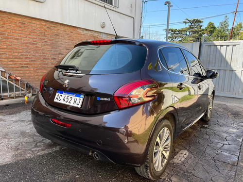 Peugeot 208 1.6 Feline 2018