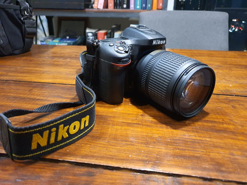 Cámara Fotográfica Nikon 7100