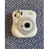 Câmera Polaroide Fujifilm Instax Mini 26 Branca