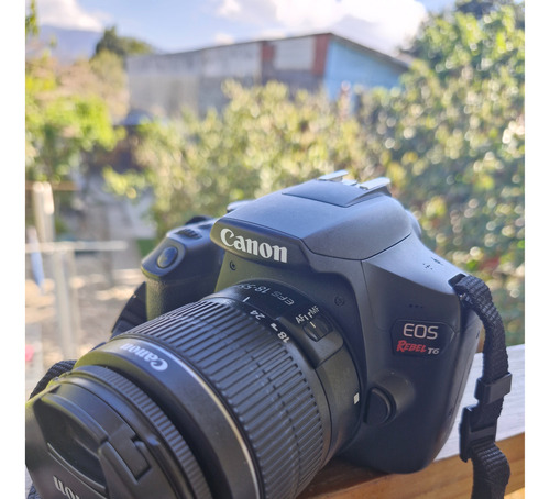 Canon Eos Rebel T6 Dslr Color  Negro