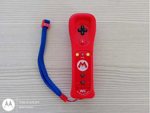 Wii Remote Plus Edição Super Mario 