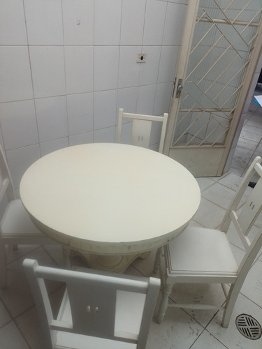 Mesa De Jantar 4 Cadeiras. Nao Fazemos Entrega