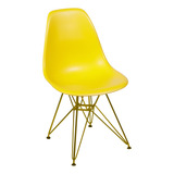 Cadeira Eames Dsr Em Polipropileno Com Base Dourada Vintage