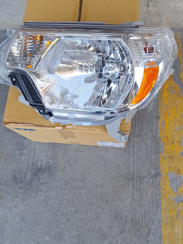 Faro Izquierdo Toyota Tacoma 2012 2013 2014 2015 Tyc Foto 2