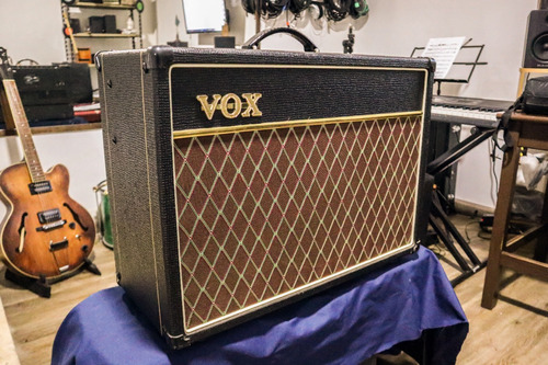 Amplificador De Guitarra Valvular Vox Ac15