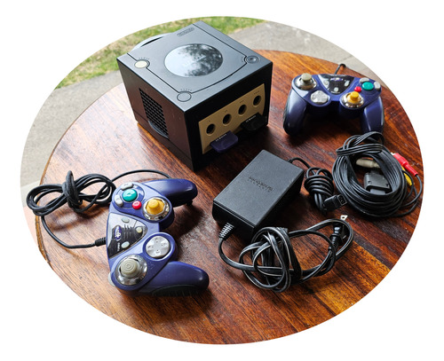 Nintendo Gamecube Con 9 Juegos Y 2 Controles