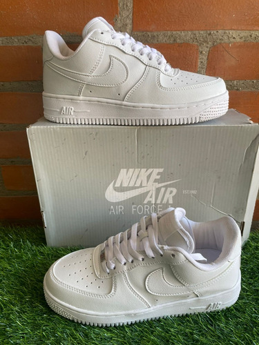 Tenis Originales Nike Air Force 1 Cuero Grueso Blanco 24. 5