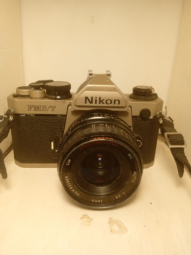 Cámara Nikon Fm2t Lente 28mm Macro