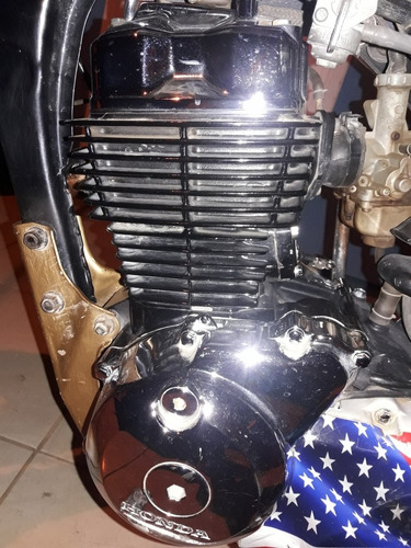 HONDA  TITAN