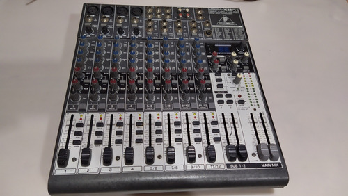 Mesa De Som Behringer Xenyx 1622 Fx Defeito 