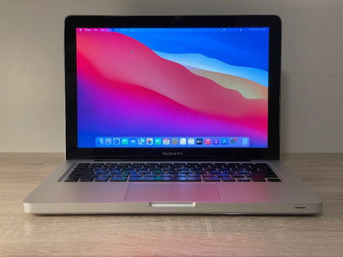 Macbook Pro 13  - 2,4 Ghz Intel Core 2 Duo - Mid 2010