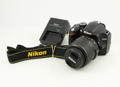  Nikon Kit D3200 + Lente 18-55mm Vr Dslr Color  Negro 