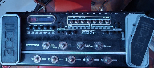 Pedalera De Guitarra Zoom G 9.2 Tt