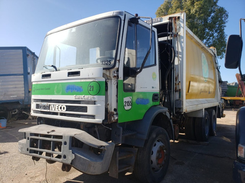 Camión Balancin Compactador Marca Iveco