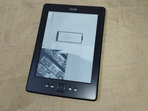 Kindle Modelo D01100 4° Geração - Com Defeito