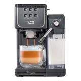 Cafetera Espresso Oster Em6801 Cappuccino Latte Capsulas