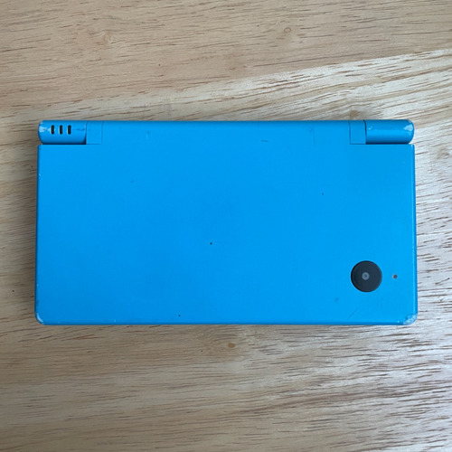 Consola Nintendo Dsi Light Blue Azul Con Cargador