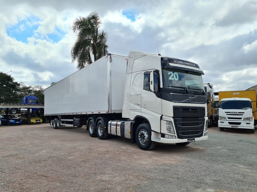 VOLVO FH500 6X2 2020 + CARRETA BAU 30 PALLETS 2021