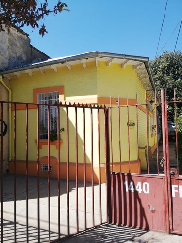 Casa Patrimonial En Pasaje Cerrado 