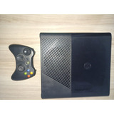 Xbox 360-slim Super, E Controle Xbox 360 S/fio (usado)