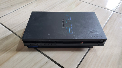 Playstation 2 Fat Só O Aparelho Sem Nada. Ta Com Defeito, Ele Não Liga Nada, Nem O Led!  559. L1