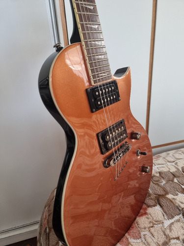 Guitarra Electrica Kramer Assault 220