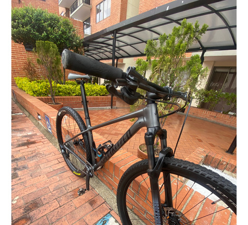 Bicicleta Chisel Hardtrail Comp