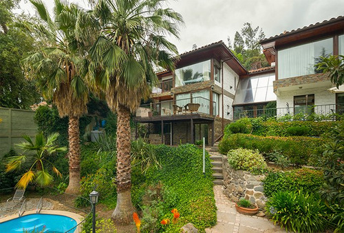 Casa Con Gran Terreno En El Arrayán