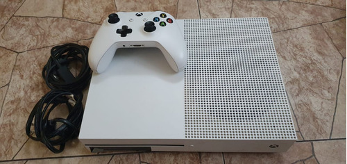 Xbox One Consola De Vidiojuegos  De Microsoft 