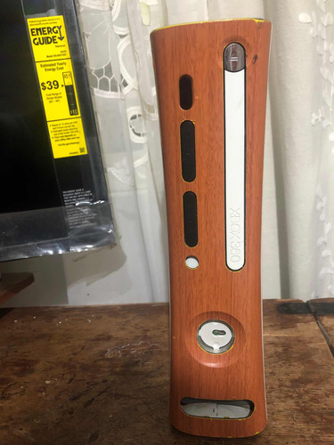 Xbox 360 Con Detalle En Lectora De Discos(solo Es Consola)