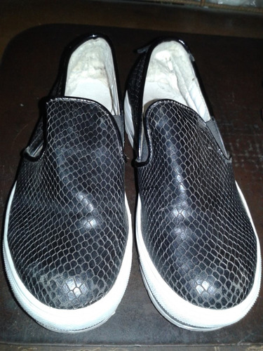 Panchas Numero 37 Croco Negro Brillante Suela De Goma