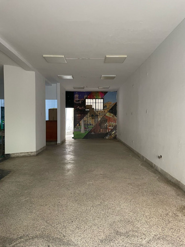 Alquiler De Local Comercial 160m2 - Imagen 4
