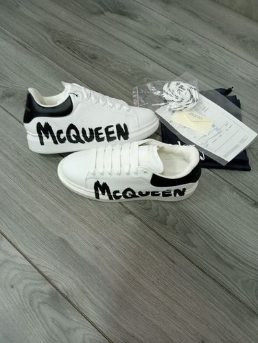 Tenis Alexander Mcqueen Rotulado