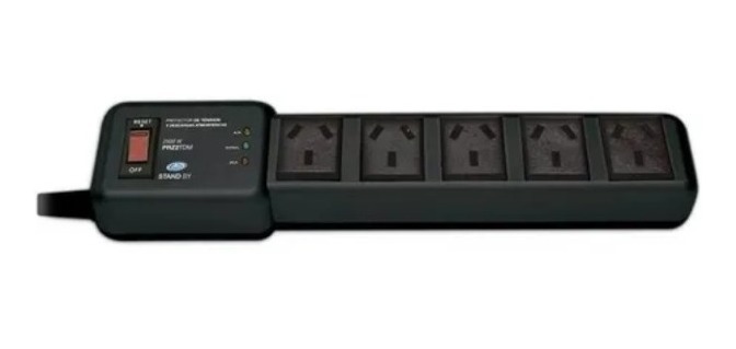 ZAPATILLA 5 TOMAS CON PROTECTOR DE TENSION STAND BY