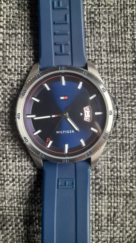 Reloj Tommy Hilfiger En Excelentes Condiciones. Poco Uso