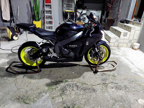 HONDA CBR1000RR