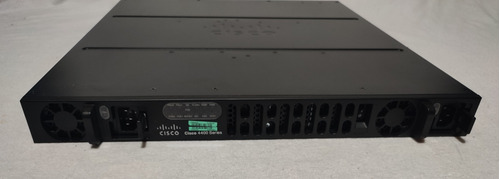 Router De Servicios Integrados Cisco Isr4431/k9v07 Excelente