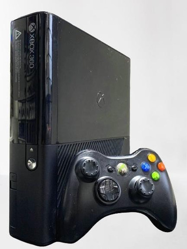 Microsoft Xbox 360 Super Slim 4gb Standard Cor  Preto Com Jogos Brinde Controle Sem Fio Com Garantia 