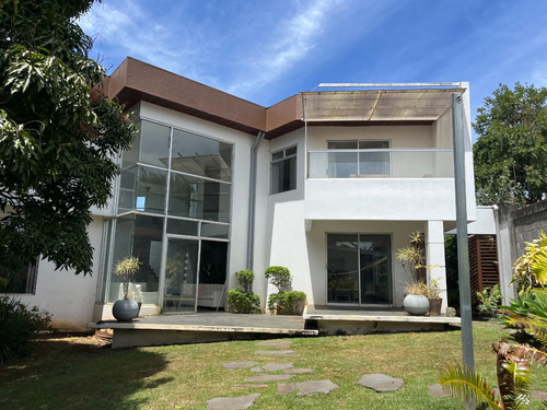 Vendo Hermosa Propiedad En Ángeles De San Rafael Heredia, Elegante Casa Y Amplias Zonas Verdes - Imagen 3