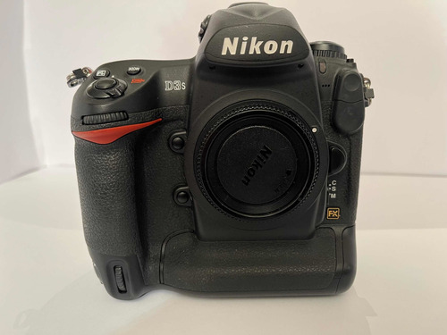 Vendo Cámara Nikon D3s Con Solo 10514 Disparos