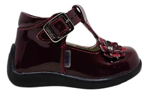 Zapatos De Charol Con Detalle Floral Elegancia Y Confort