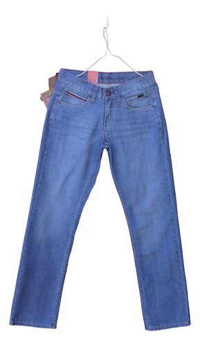 Jean Levis Red Tab, Jean De Mujer Talle 38, Con Detalle