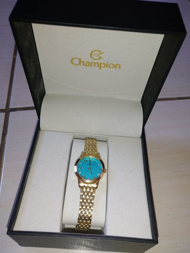Relógio Champion Feminino Verde Piscina Pulseira Dourada 
