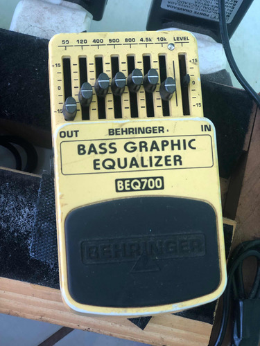 Pedal Bass Graphif Equalizer Beq700 Behringer