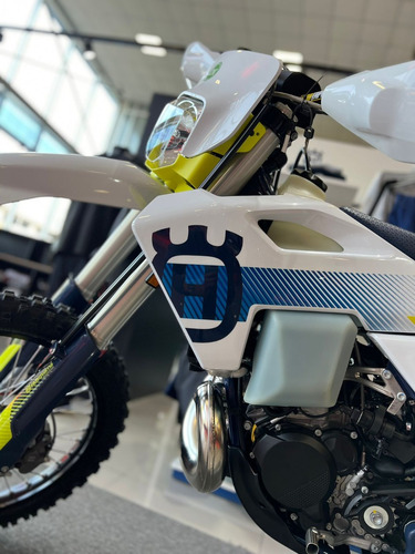 Husqvarna - Te 300 | No Ktm, No Kawasaki, No Honda,no Yamaha