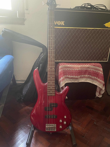 Bajo Ibanez Gio Soundgear Gsr200