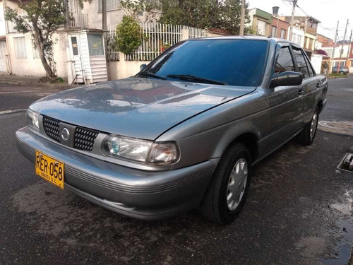 Faro Nissan Sentra B13 Izquierdo 2002 - 2007 Ojo Azul Foto 6