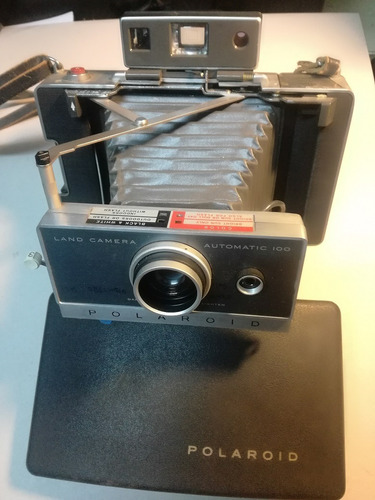 Camara Fotografica Polaroid  Automatic, Modelo 250