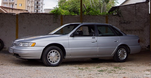 FORD TAURUS/95